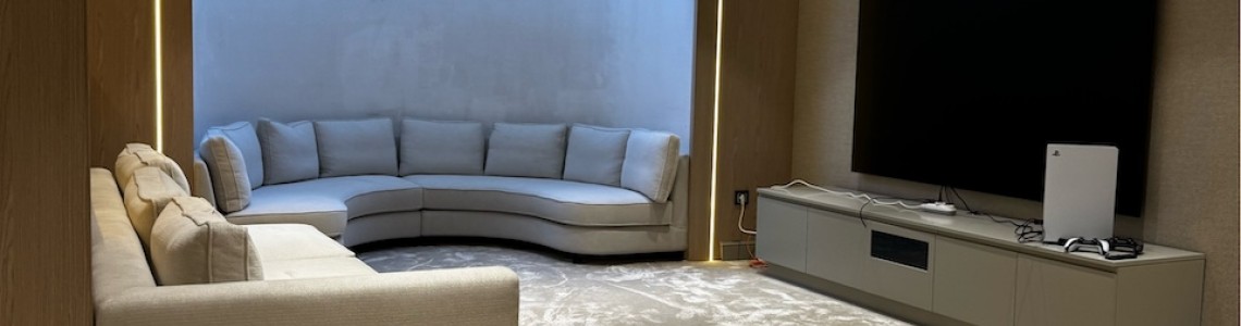 Yumuşak Dokulu Duvardan Duvara Halı Uygulamaları: Konforun Yeni Tanımı Yumuşak Dokulu Duvardan Duvara Halı Uygulamaları: Konforun Yeni Tanımı